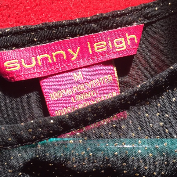 Blouse - Picture 2 of 5